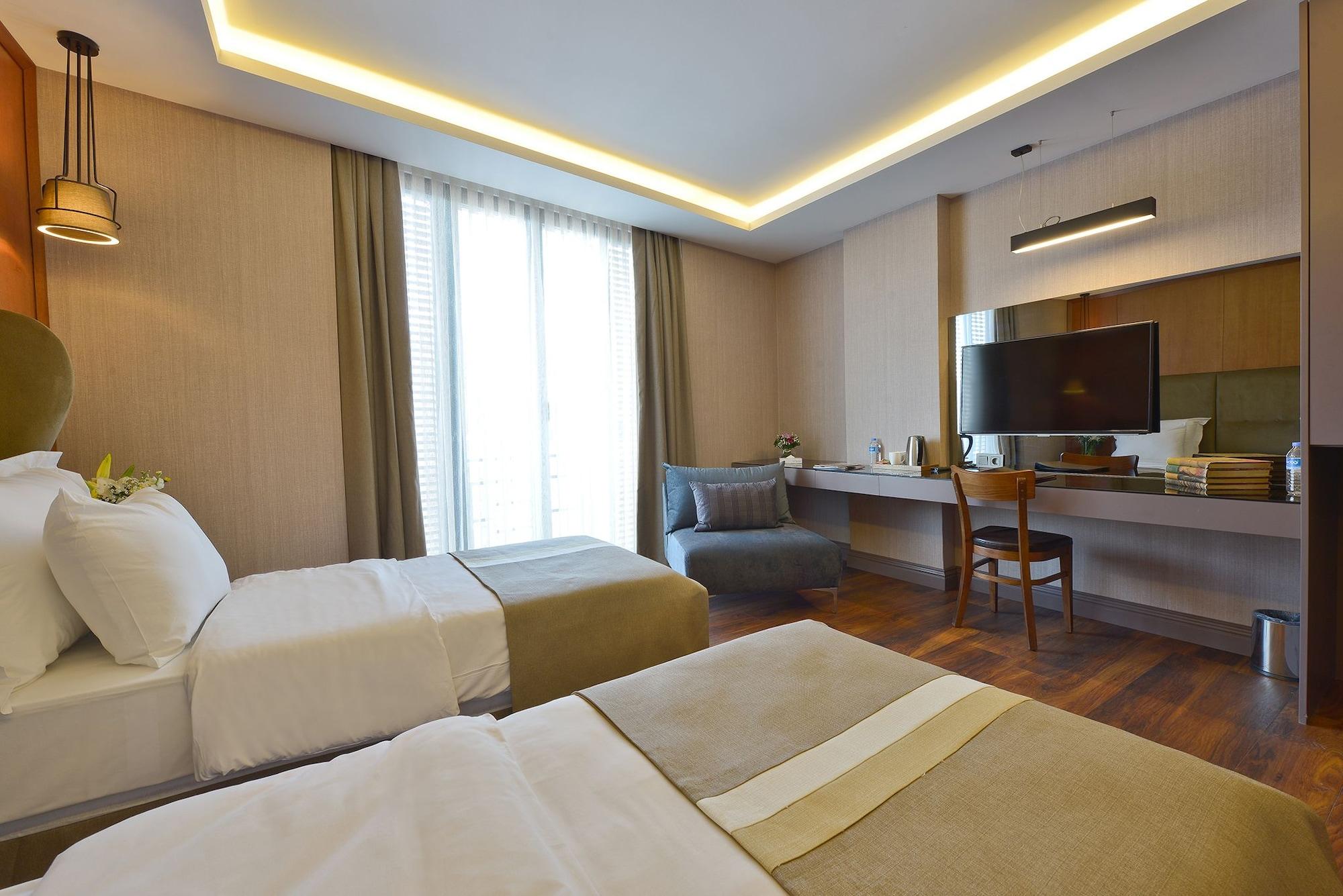 Blueway Hotel City Истанбул Екстериор снимка