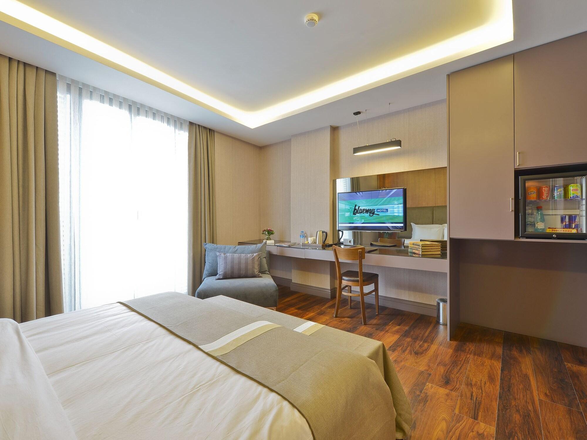 Blueway Hotel City Истанбул Екстериор снимка