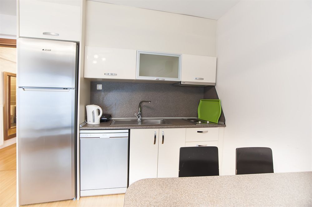 Blueway Hotel City Истанбул Екстериор снимка