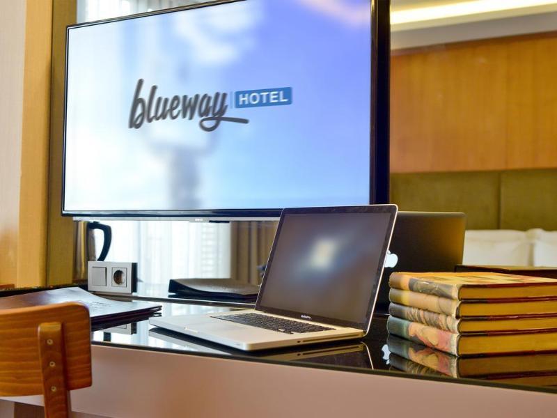 Blueway Hotel City Истанбул Екстериор снимка