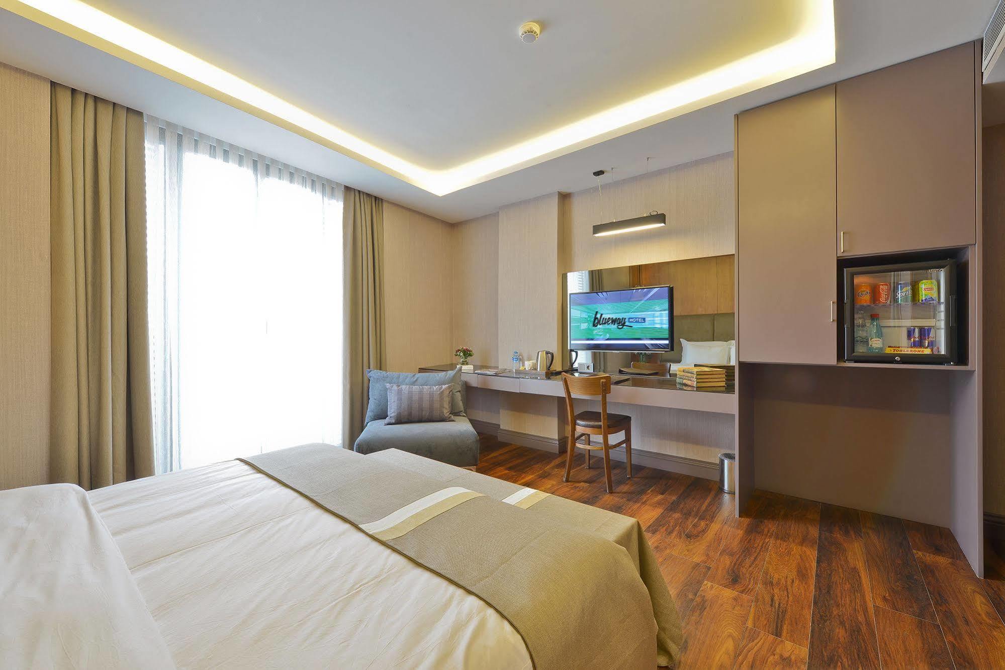 Blueway Hotel City Истанбул Екстериор снимка